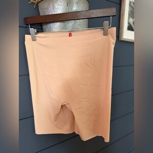 Spanx mid thigh shape shorts soft nude xl